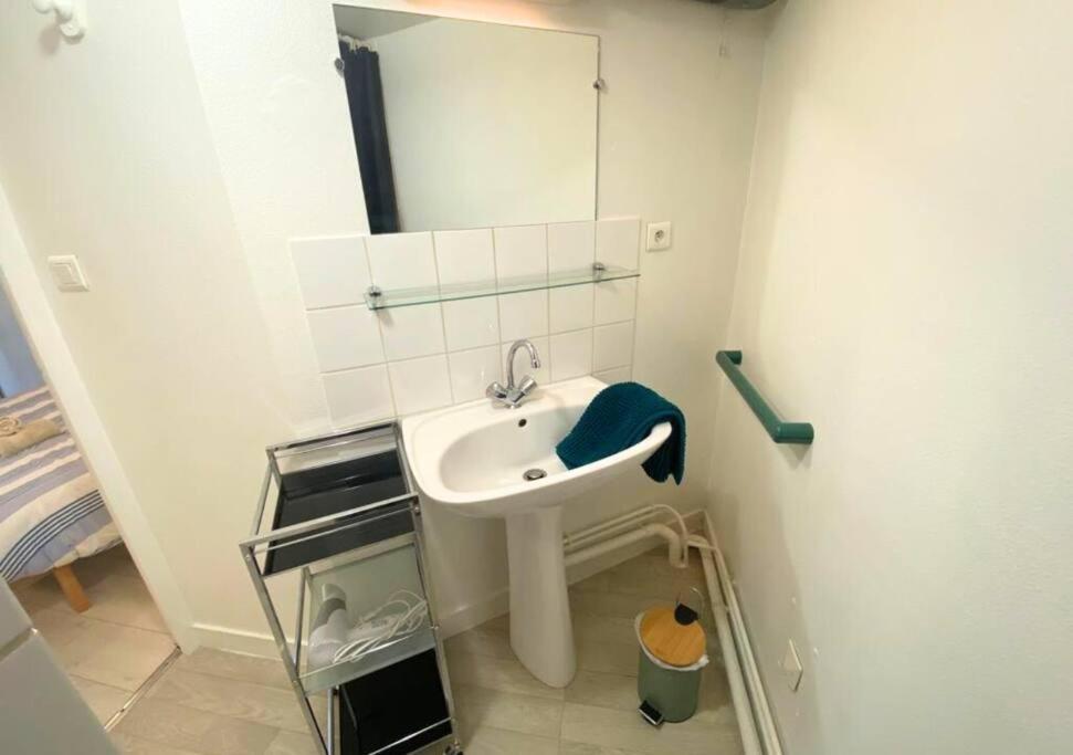 Le Sainte-Croix - Poitiers Centre - La Conciergerie. Apartment ภายนอก รูปภาพ