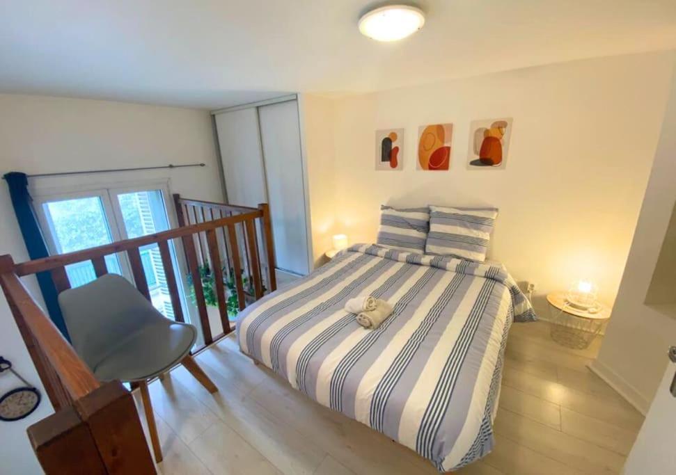 Le Sainte-Croix - Poitiers Centre - La Conciergerie. Apartment ภายนอก รูปภาพ
